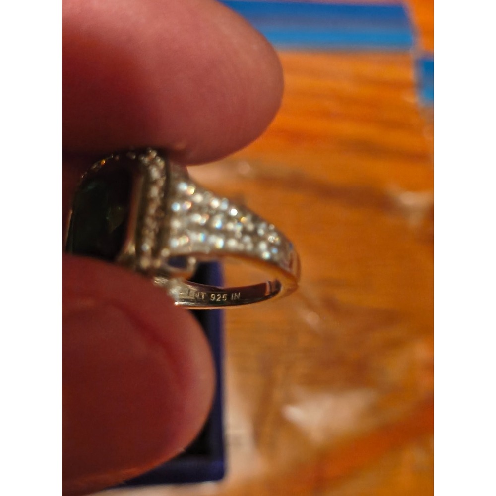 LNT 925 Sterling Silver Emerald Cut Green Cocktail Ring Size 6 - Picture 6 of 7